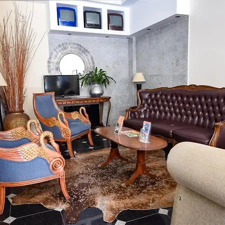 Bed and Breakfast Residencial Colombo 3*