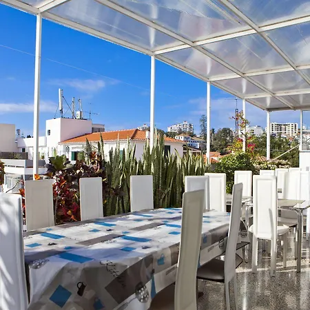 Bed and Breakfast Residencial Colombo 3*