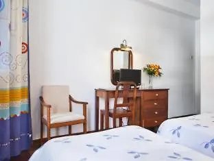 Bed and breakfast Residencial Colombo 3*