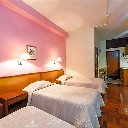 Residencial Colombo Bed & Breakfast Funchal (Madeira)