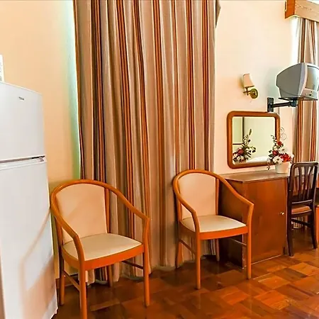 Residencial Colombo 3* Funchal (Madeira)