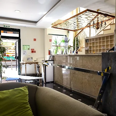 Residencial Colombo 3* Funchal (Madeira)