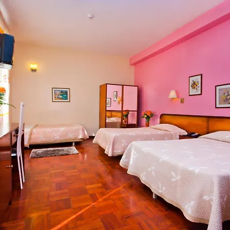 Residencial Colombo 3* Φουνκάλ