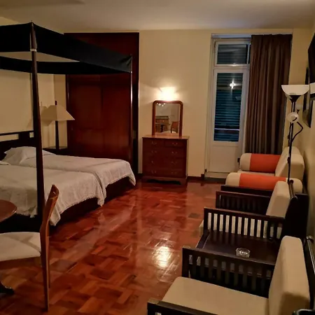 Residencial Colombo Bed and Breakfast 3*