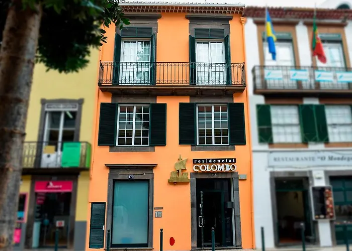 Residencial Colombo לינה וארוחת בוקר 3*