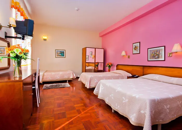 Residencial Colombo 3* פונשל