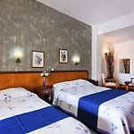 Residencial Colombo 3*